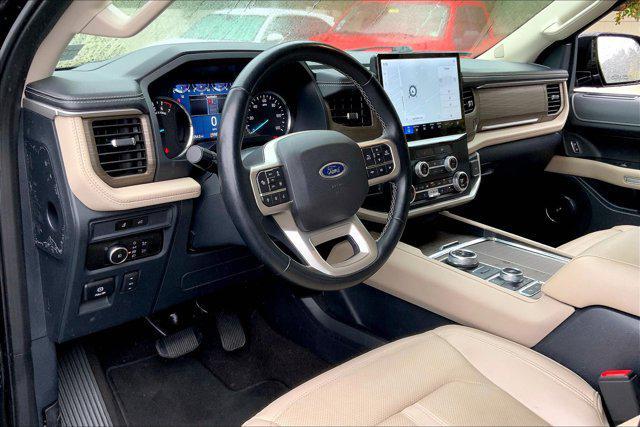 used 2023 Ford Expedition car, priced at $45,899