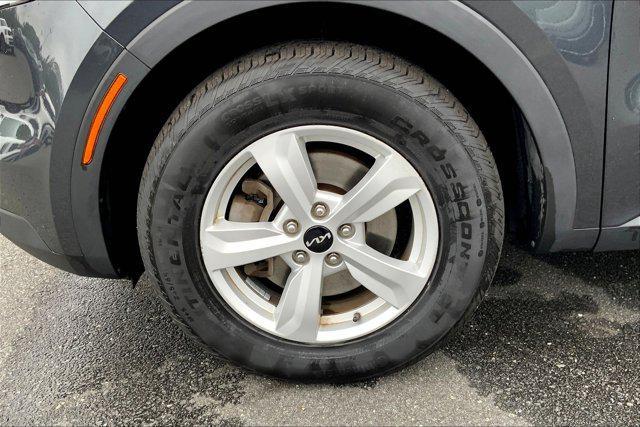used 2022 Kia Sorento car, priced at $26,999