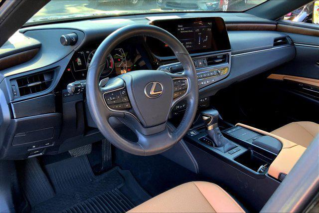 used 2022 Lexus ES 350 car, priced at $36,999