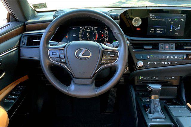 used 2022 Lexus ES 350 car, priced at $36,999