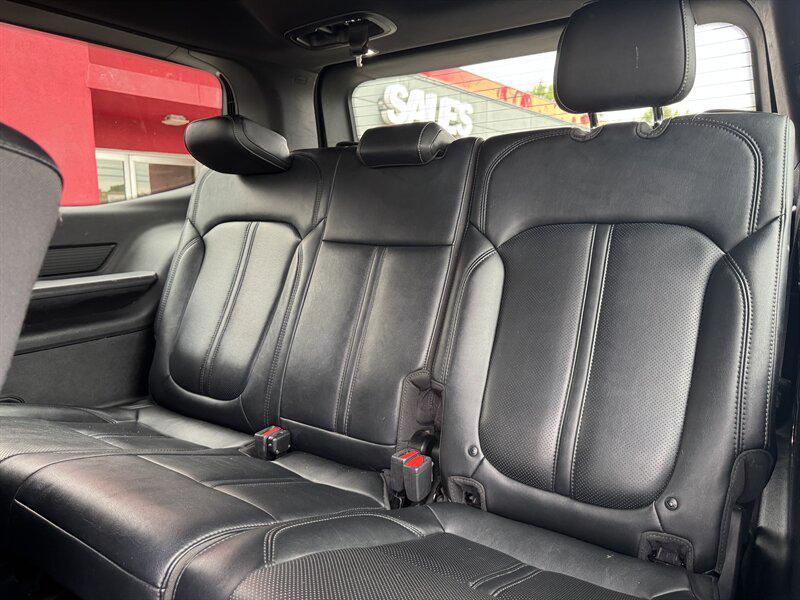 used 2022 Jeep Wagoneer car, priced at $38,495