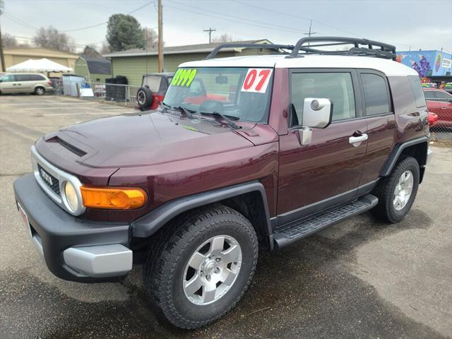 used 2007 Toyota FJ Cruiser car, priced at $13,999