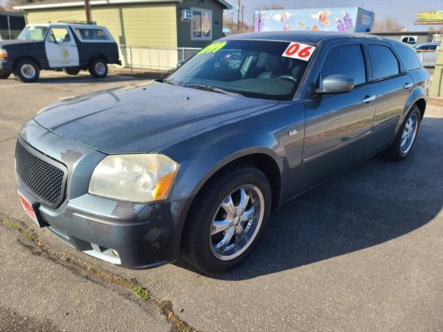 used 2006 Dodge Magnum car, priced at $6,999