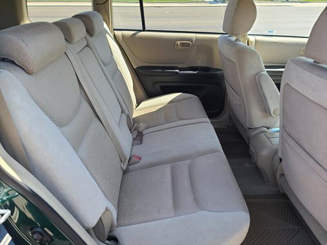 used 2003 Toyota Highlander car, priced at $7,999