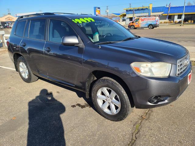 used 2010 Toyota Highlander car, priced at $9,499