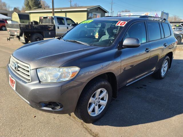 used 2010 Toyota Highlander car, priced at $9,499