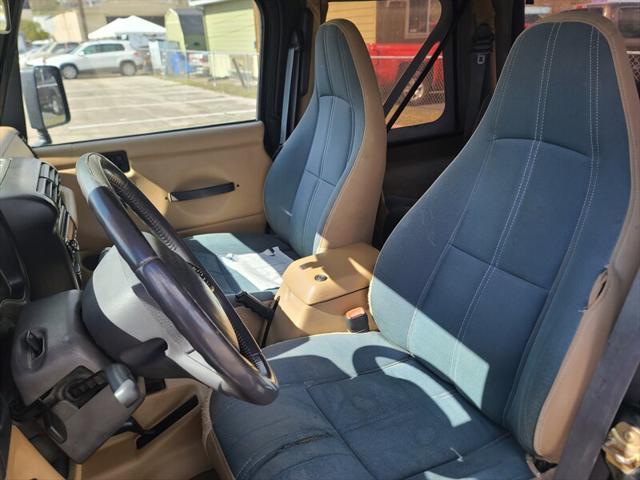 used 2000 Jeep Wrangler car, priced at $12,999