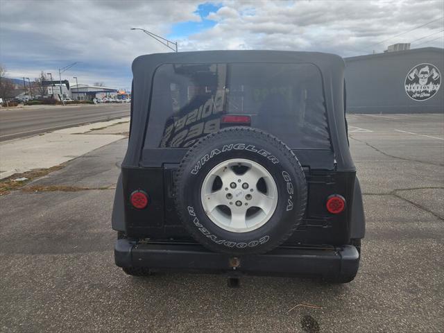 used 2000 Jeep Wrangler car, priced at $12,999