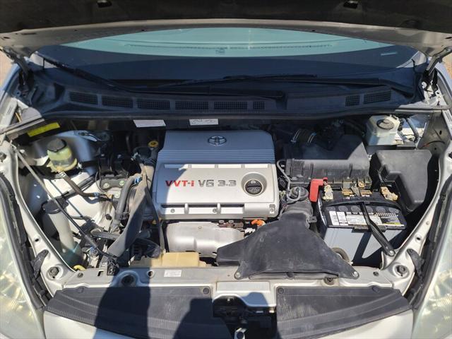 used 2006 Toyota Sienna car, priced at $8,999