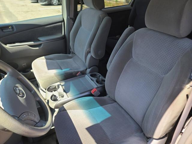 used 2006 Toyota Sienna car, priced at $8,999