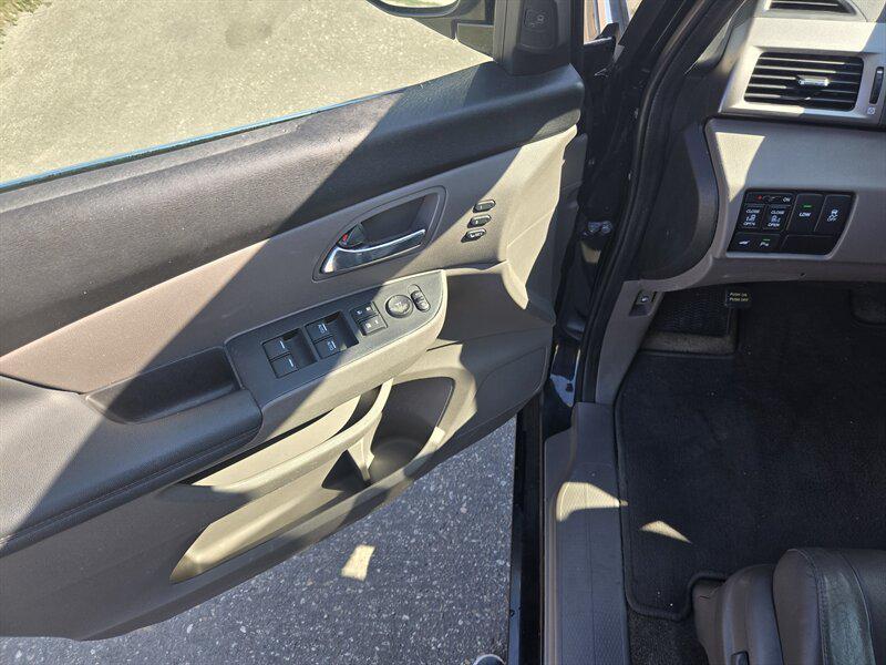 used 2015 Honda Odyssey car, priced at $13,499