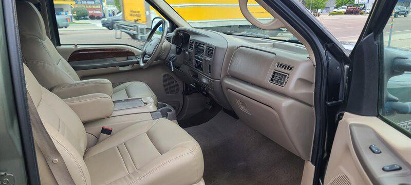 used 2000 Ford Excursion car, priced at $13,999