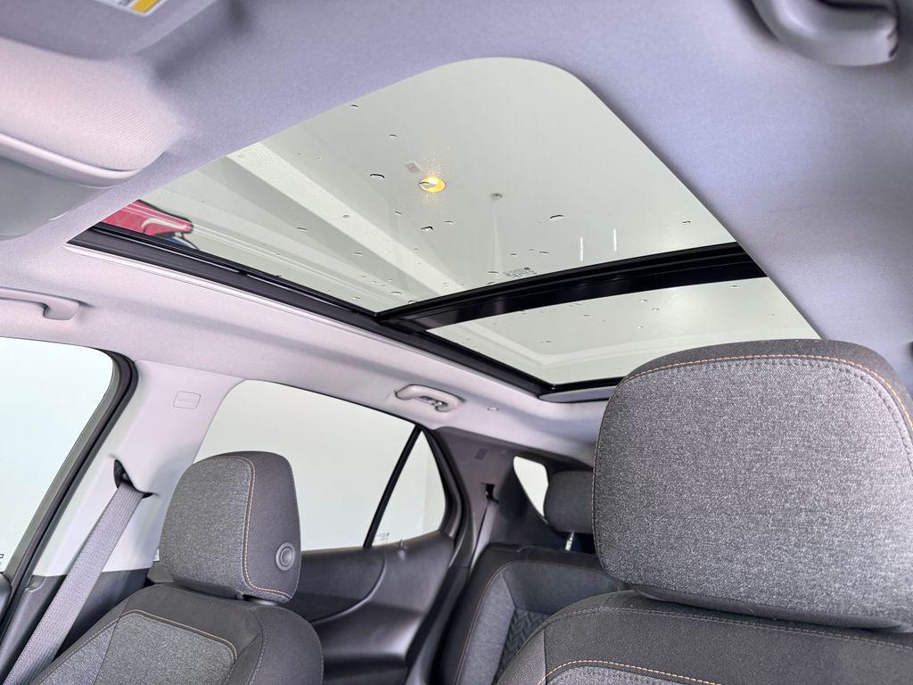 used 2022 Chevrolet Equinox car, priced at $24,487