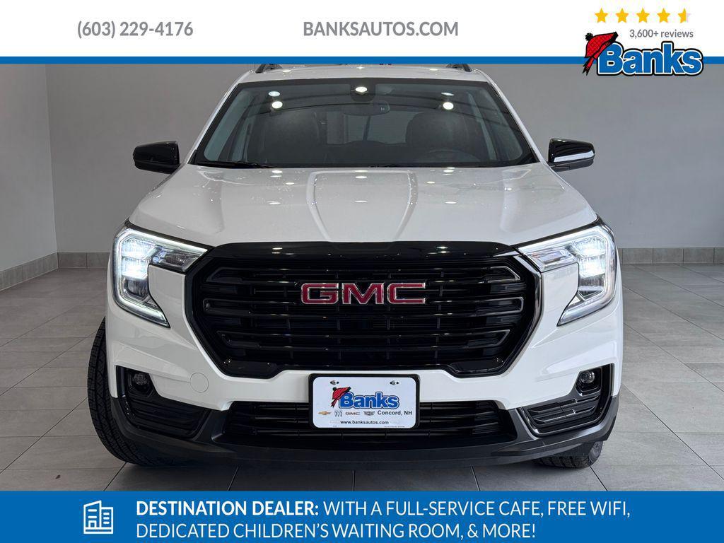 used 2023 GMC Terrain car, priced at $25,987
