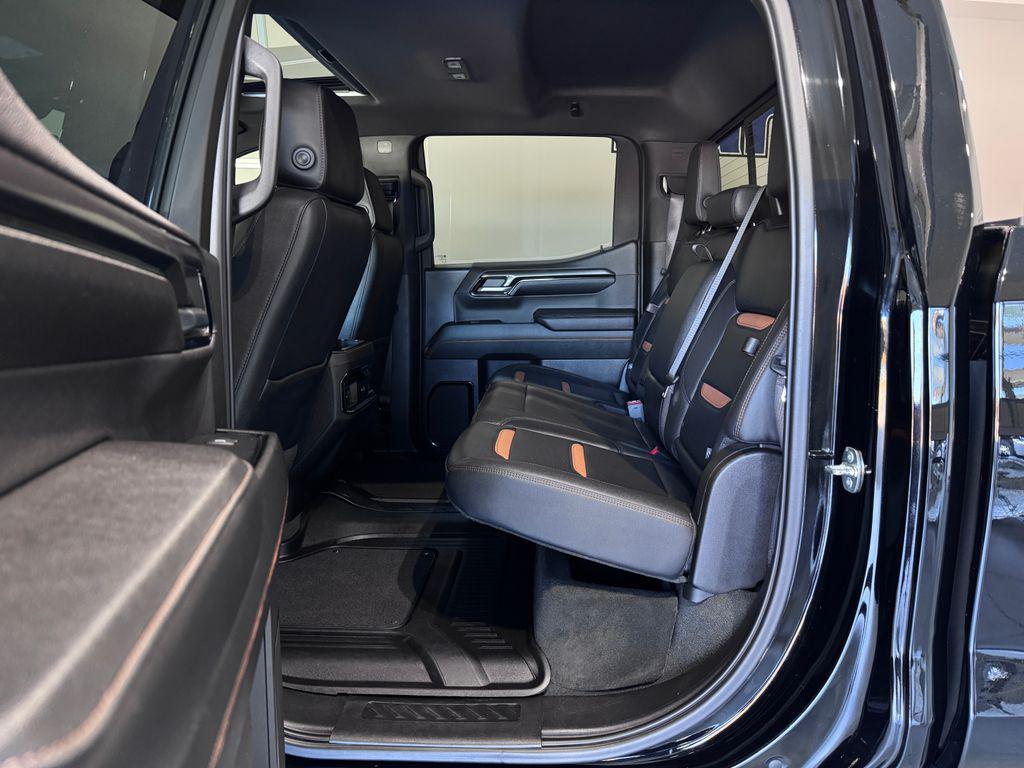 used 2023 GMC Sierra 1500 car, priced at $52,487