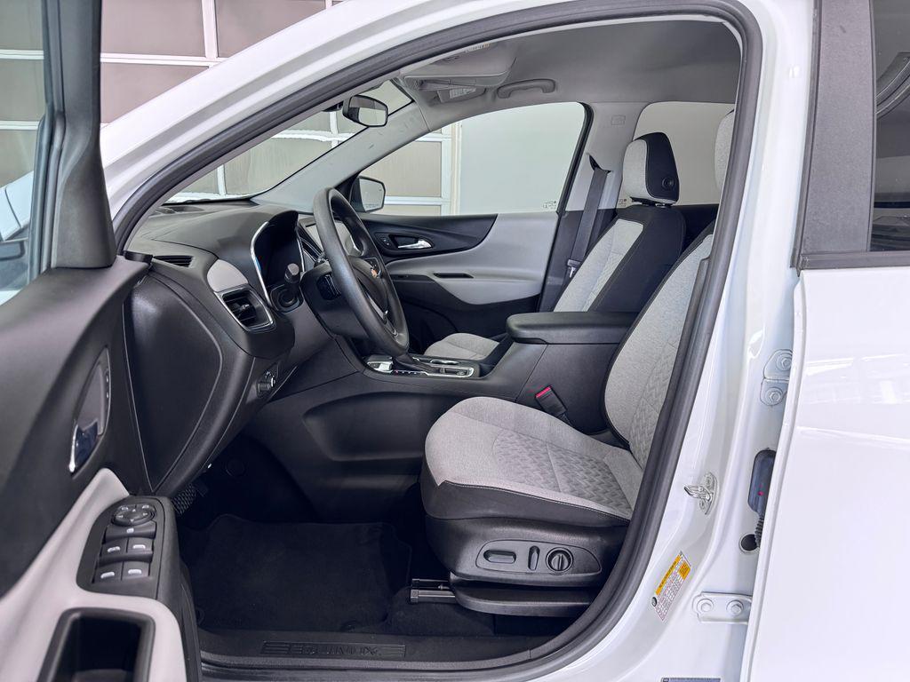used 2022 Chevrolet Equinox car, priced at $19,987
