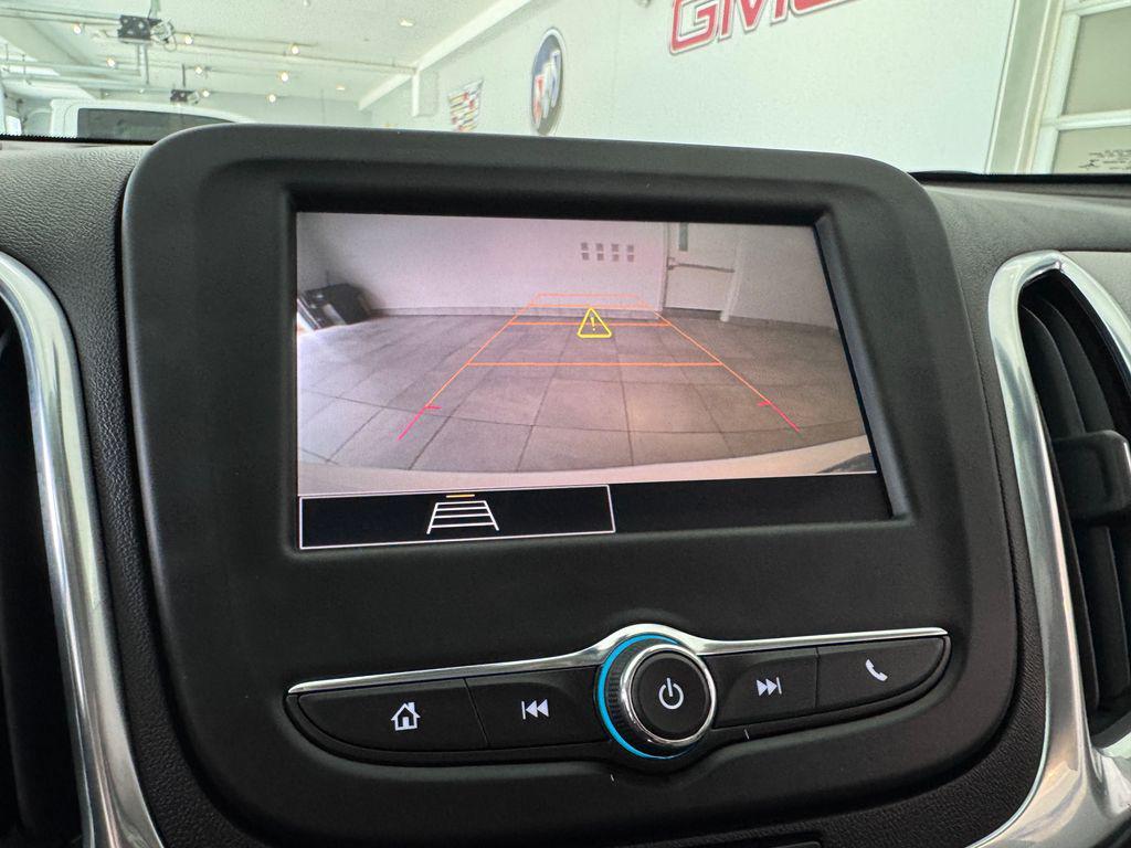 used 2022 Chevrolet Equinox car, priced at $19,987