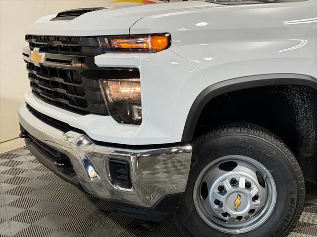 new 2024 Chevrolet Silverado 3500 car, priced at $50,828