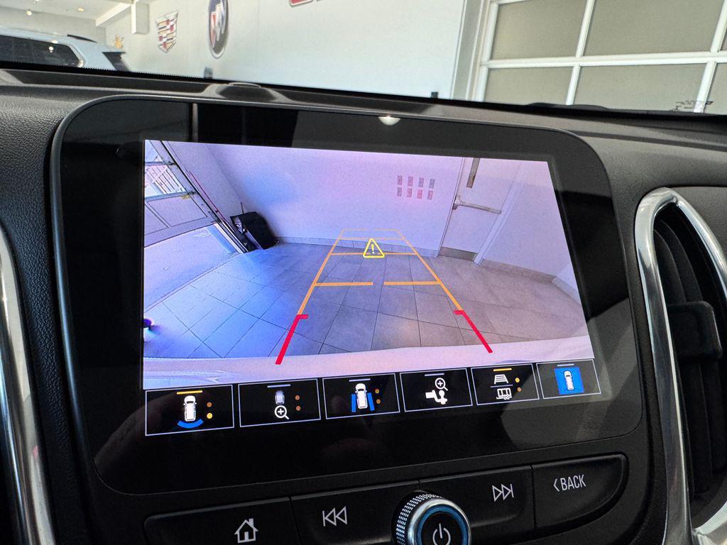 used 2022 Chevrolet Equinox car, priced at $24,487