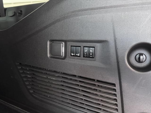used 2023 GMC Yukon XL car, priced at $79,487