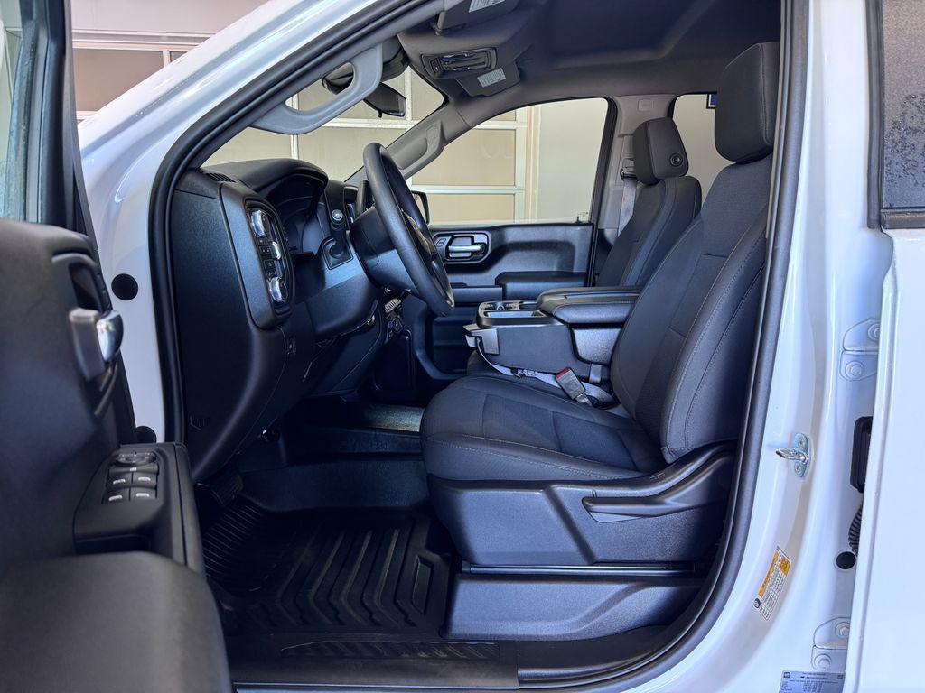 used 2023 GMC Sierra 1500 car, priced at $37,987