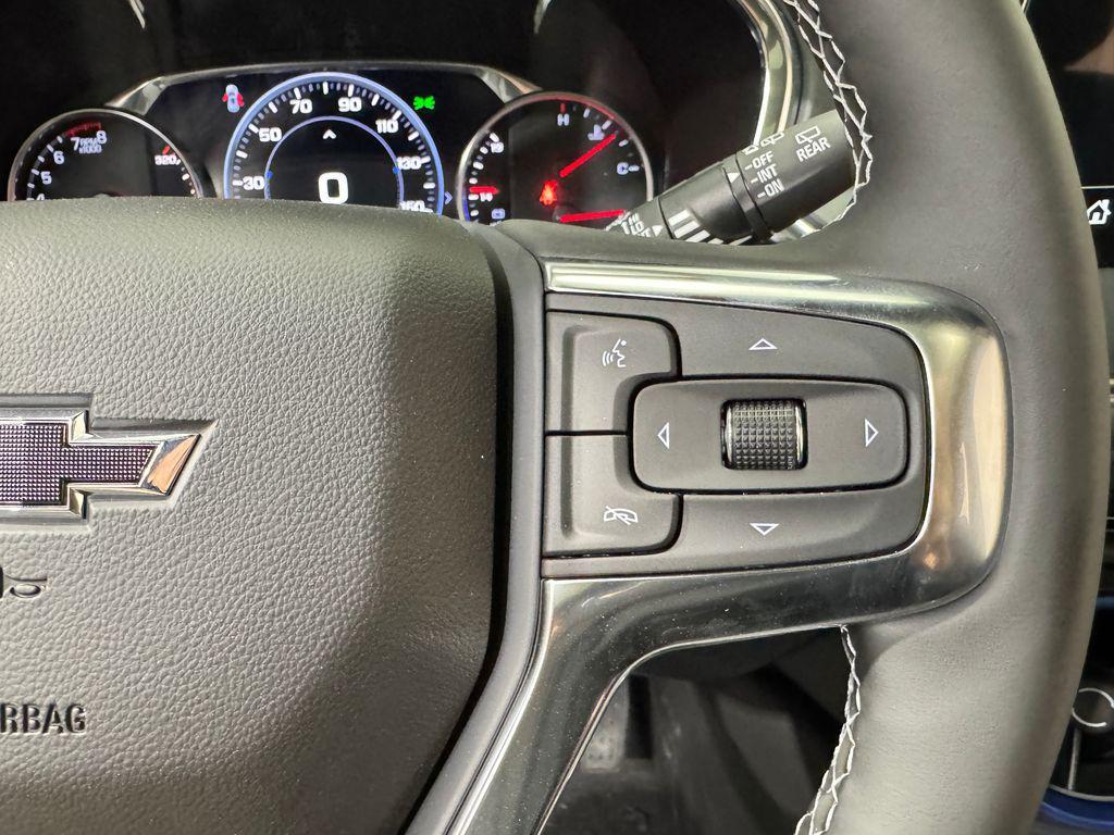 new 2025 Chevrolet Blazer car, priced at $48,626