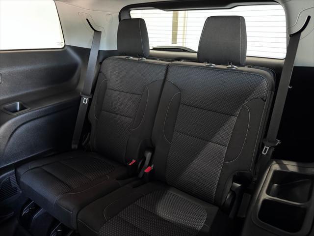 used 2023 GMC Acadia car, priced at $33,987