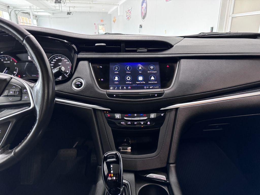 used 2024 Cadillac XT5 car, priced at $46,987