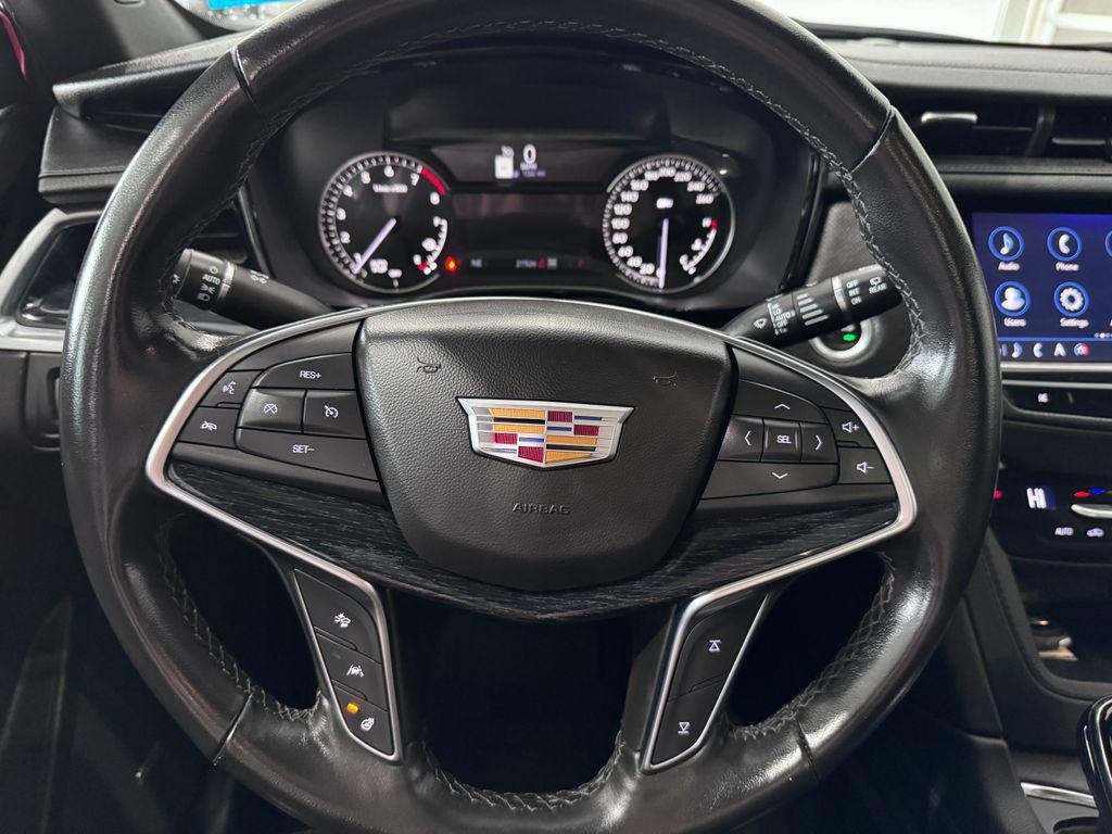 used 2024 Cadillac XT5 car, priced at $46,987