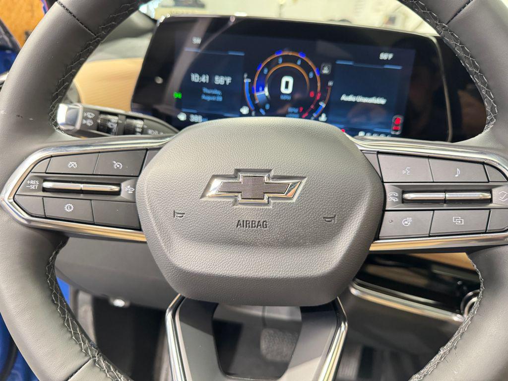 new 2026 Chevrolet Equinox car, priced at $38,637