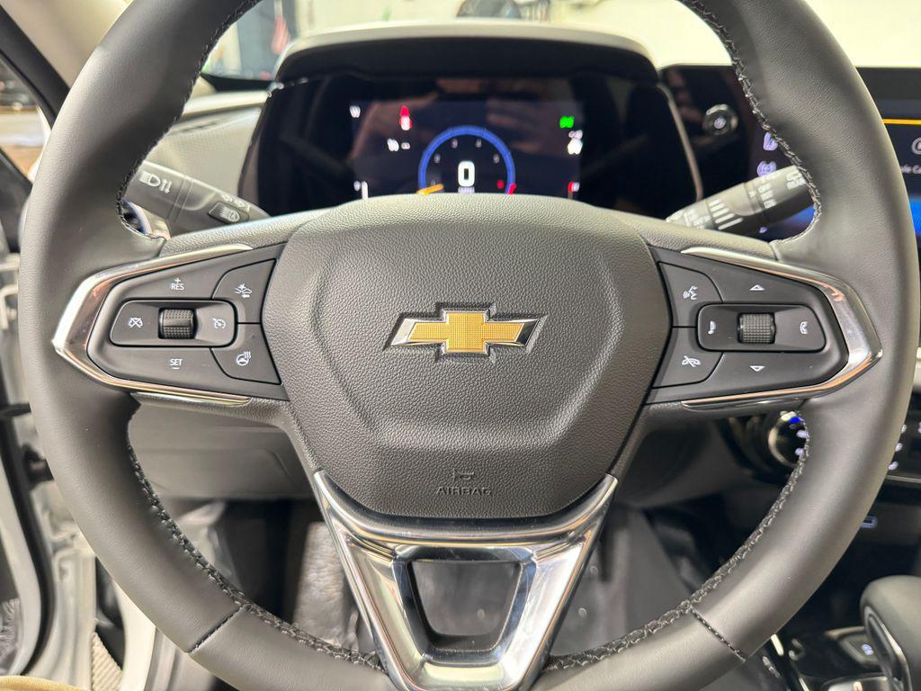 new 2025 Chevrolet Trax car, priced at $24,285