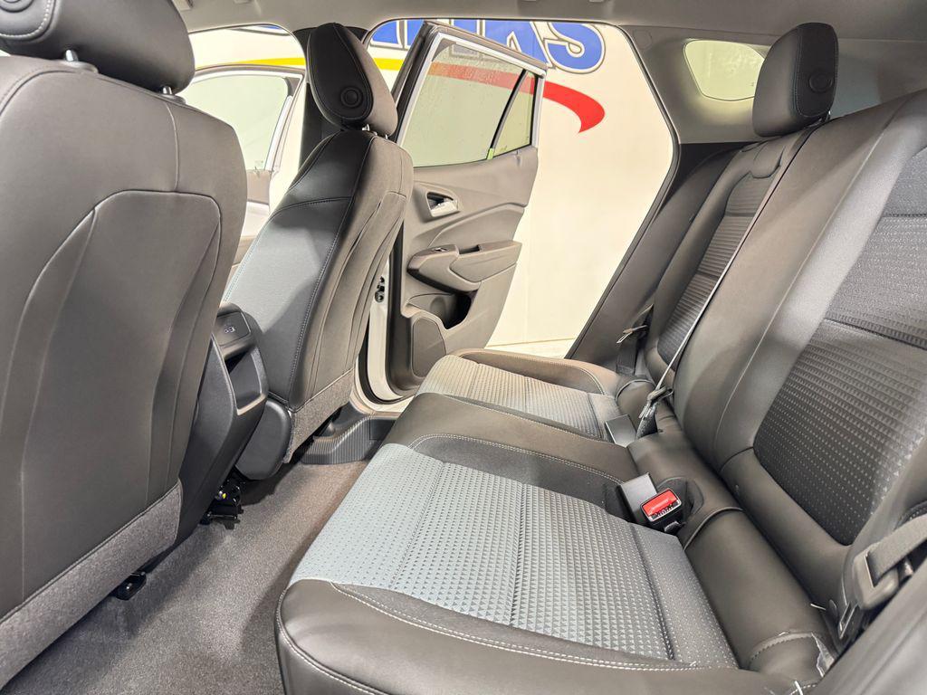 new 2025 Chevrolet Trax car, priced at $24,285