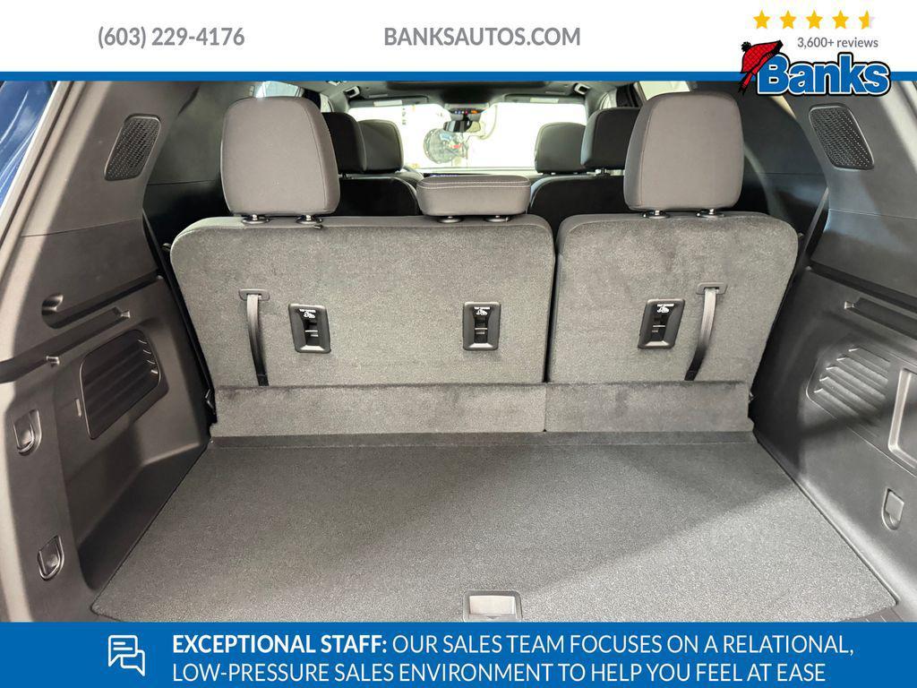 new 2026 Chevrolet Traverse car, priced at $47,195
