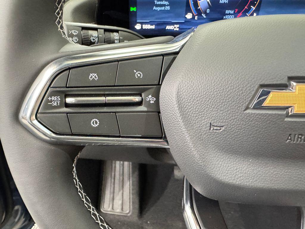 new 2026 Chevrolet Traverse car, priced at $47,195