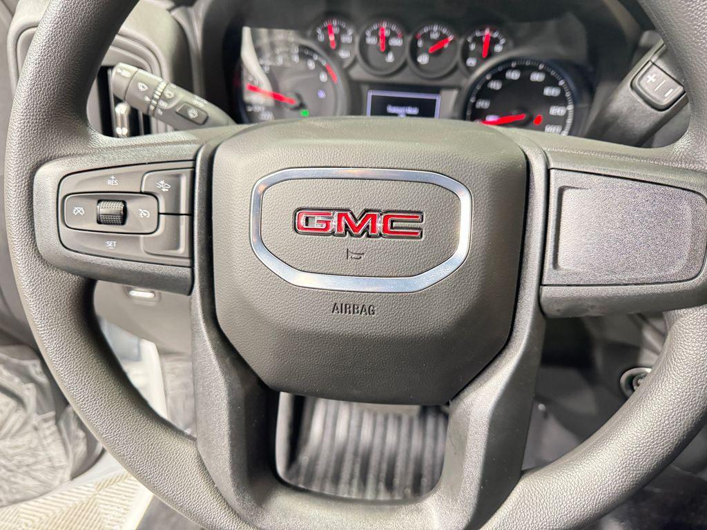 new 2025 GMC Sierra 1500 car, priced at $43,844