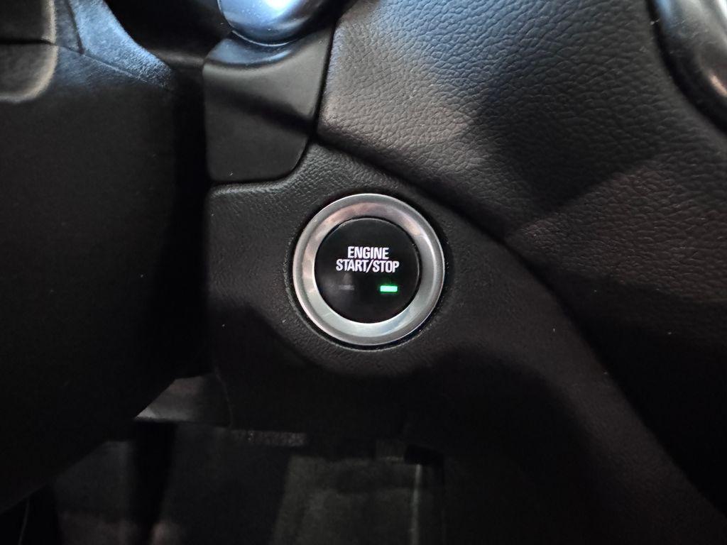 used 2022 Chevrolet Equinox car, priced at $19,487