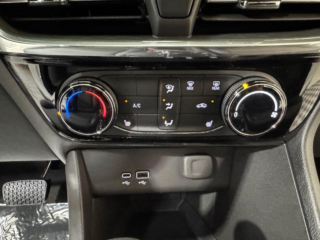 new 2026 Buick Encore GX car, priced at $31,655