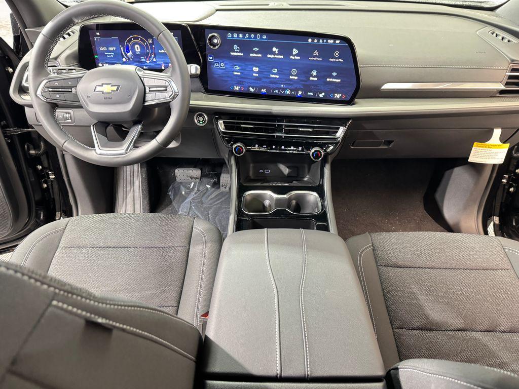 new 2025 Chevrolet Traverse car, priced at $44,695