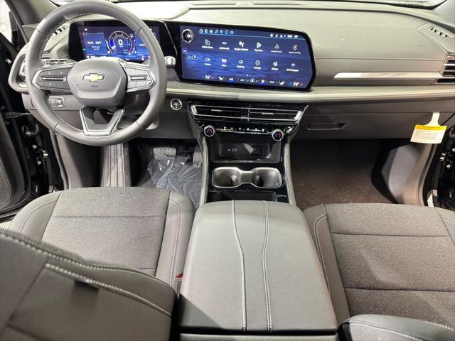 new 2025 Chevrolet Traverse car, priced at $44,695
