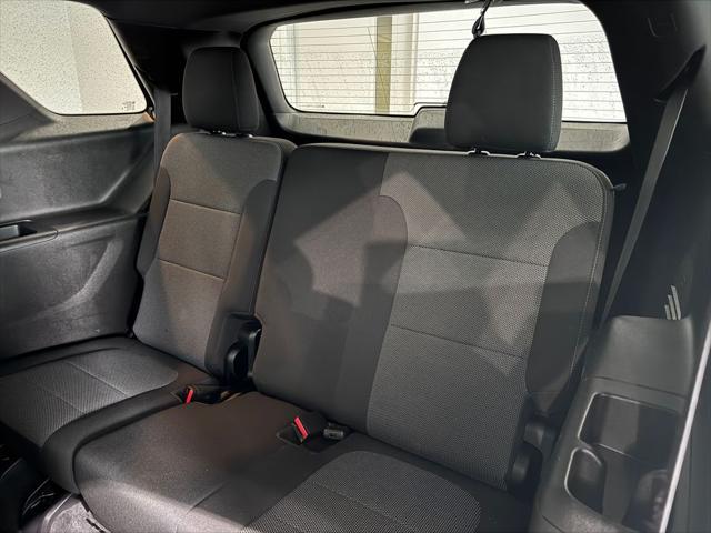 used 2022 Chevrolet Traverse car, priced at $33,987