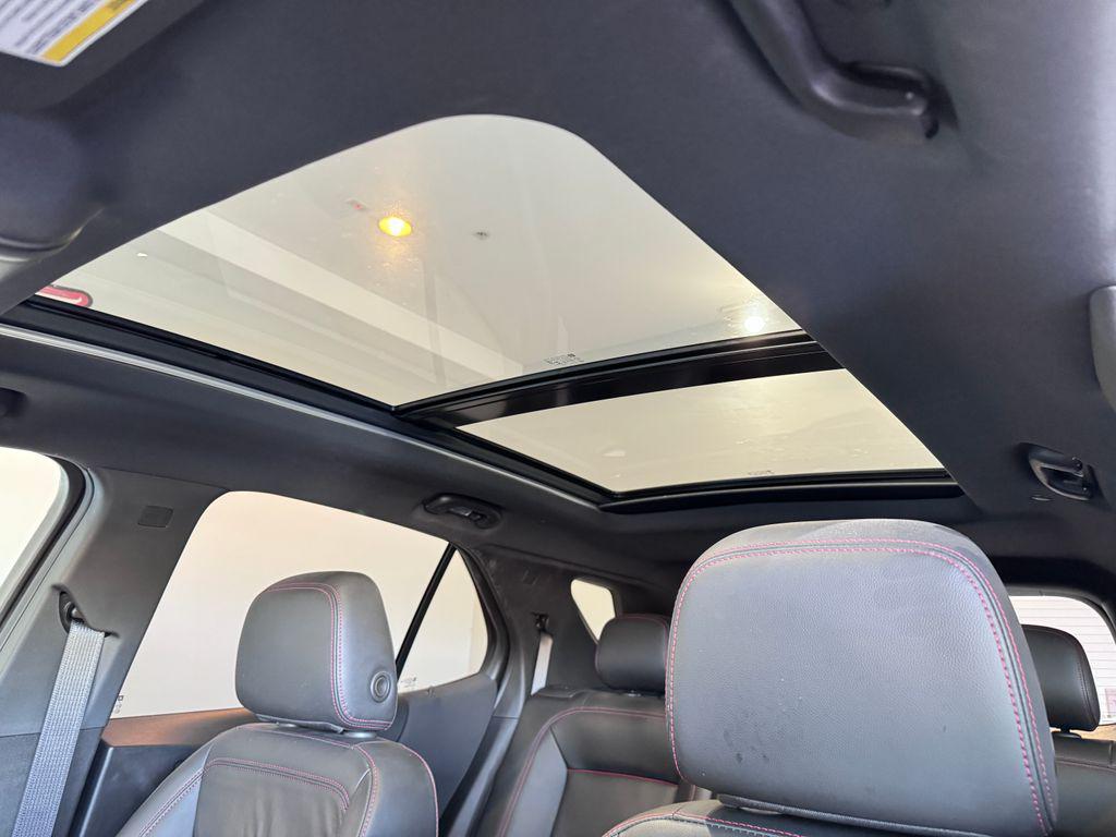 used 2022 Chevrolet Equinox car, priced at $24,487