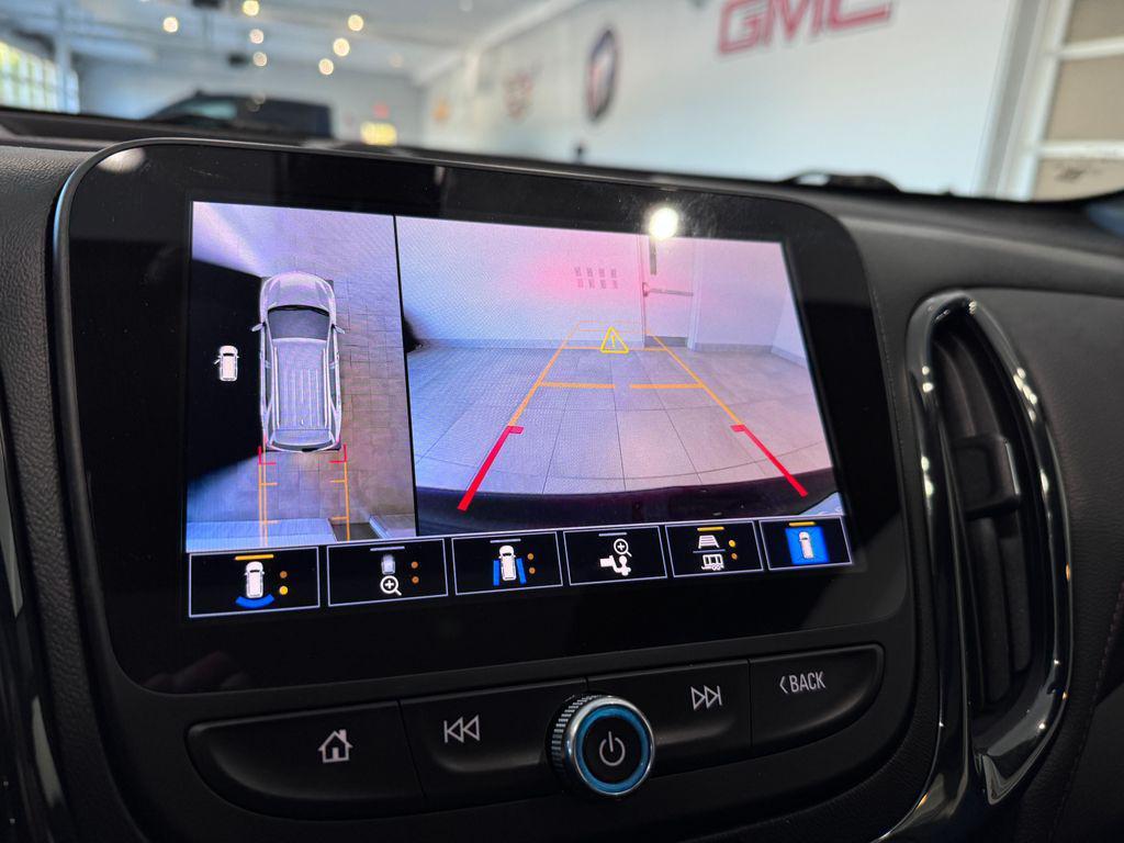 used 2022 Chevrolet Equinox car, priced at $24,487