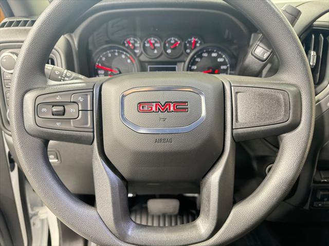 new 2025 GMC Sierra 1500 car, priced at $45,312