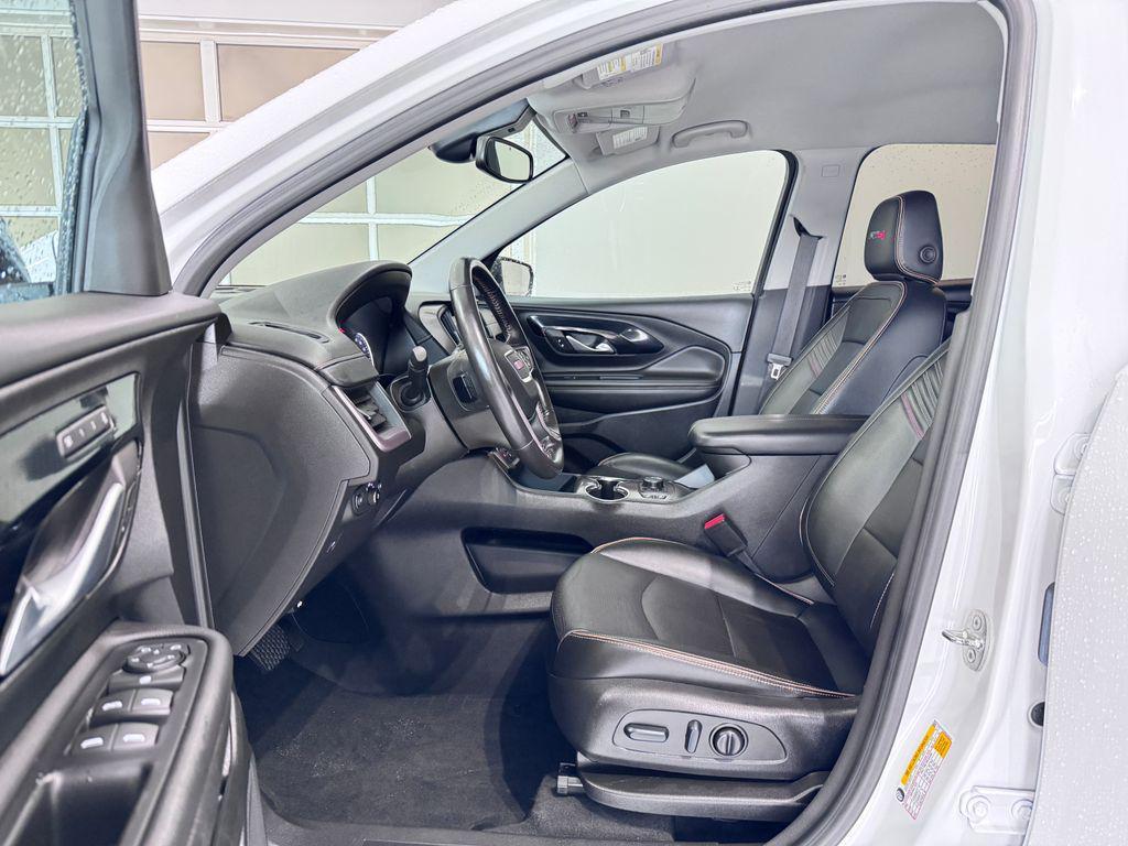 used 2022 GMC Terrain car, priced at $28,987