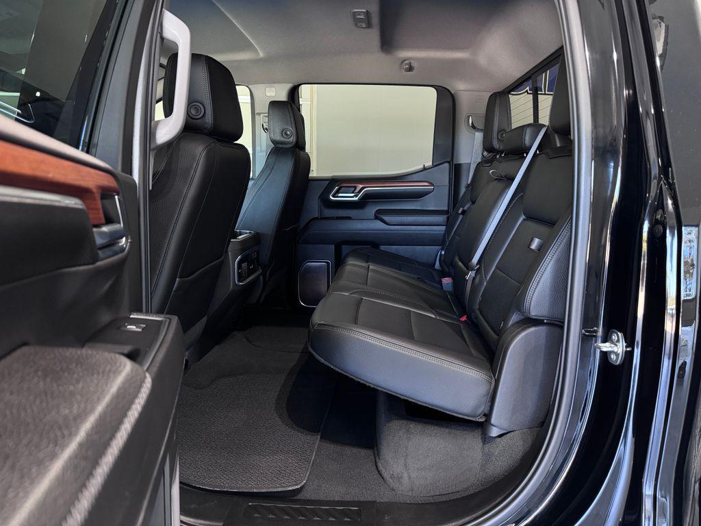used 2022 GMC Sierra 1500 car, priced at $50,487