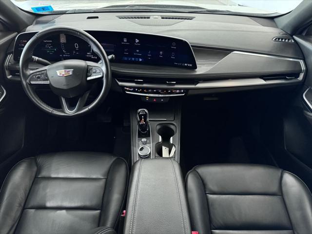 used 2024 Cadillac XT4 car, priced at $35,487