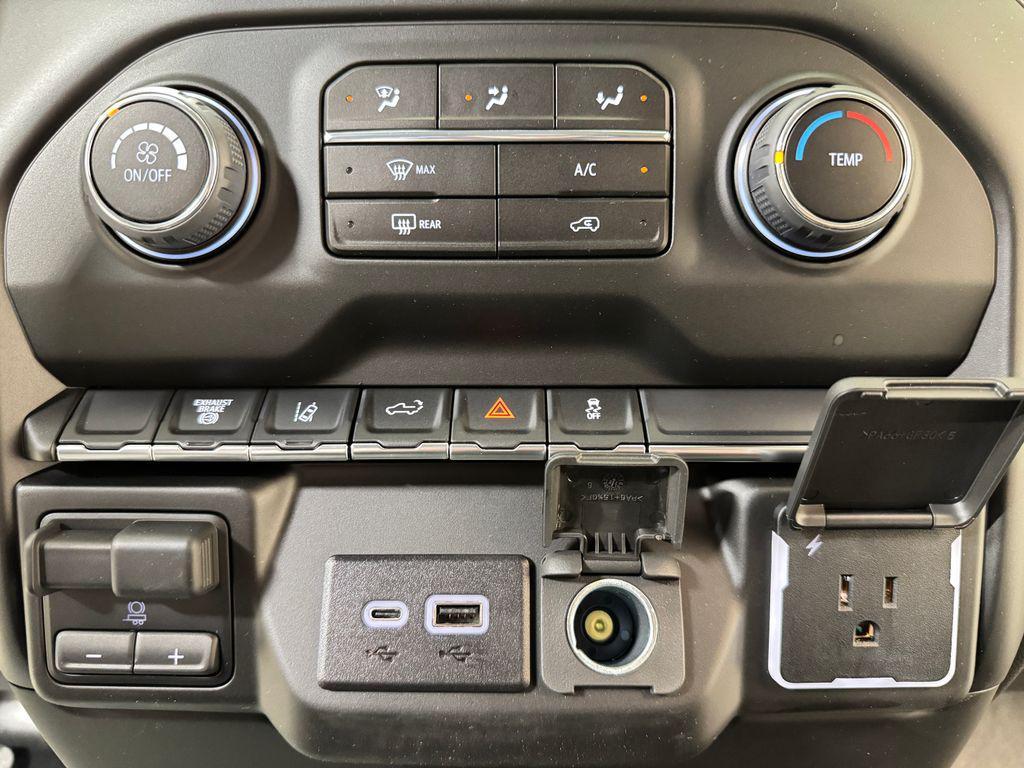 new 2025 Chevrolet Silverado 2500 car, priced at $62,690