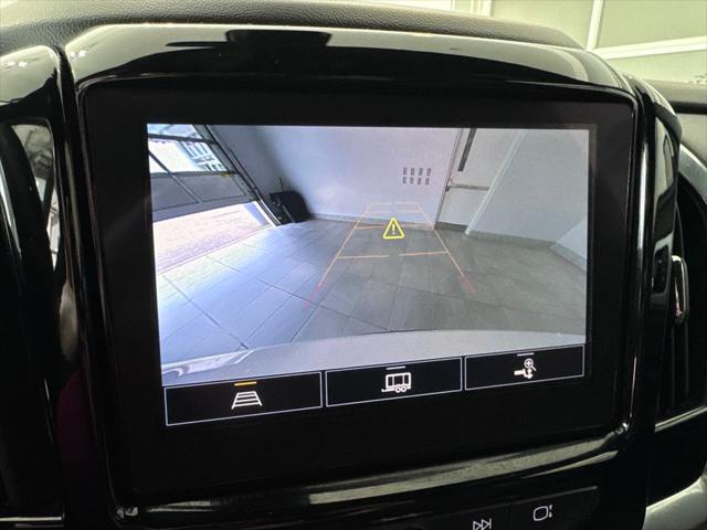used 2022 Chevrolet Traverse car, priced at $32,987