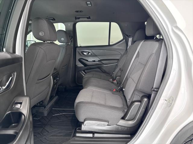 used 2022 Chevrolet Traverse car, priced at $32,987