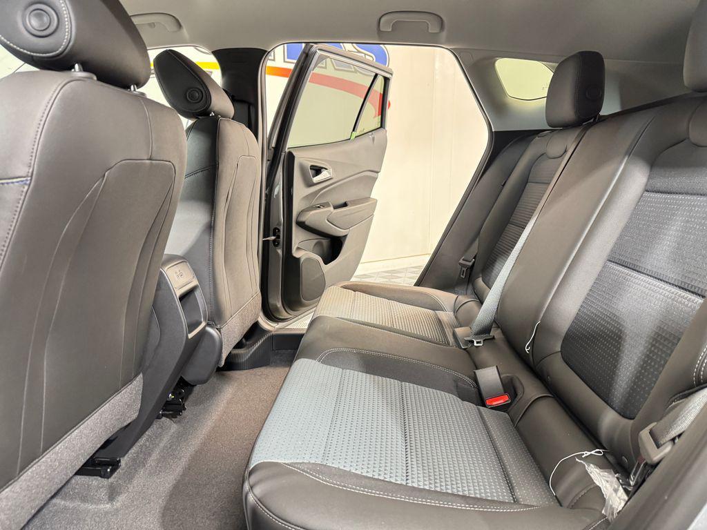 new 2025 Chevrolet Trax car, priced at $25,024